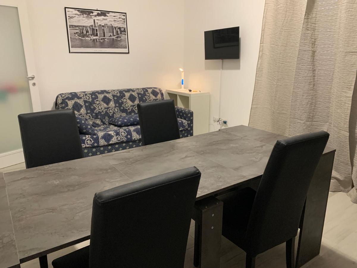 La Casa Di Frank Apartment โกโกเลโต ภายนอก รูปภาพ